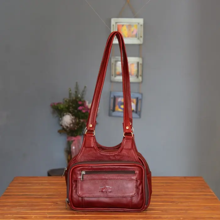 Sandpiper Multi Compartment Handbag - Image 11